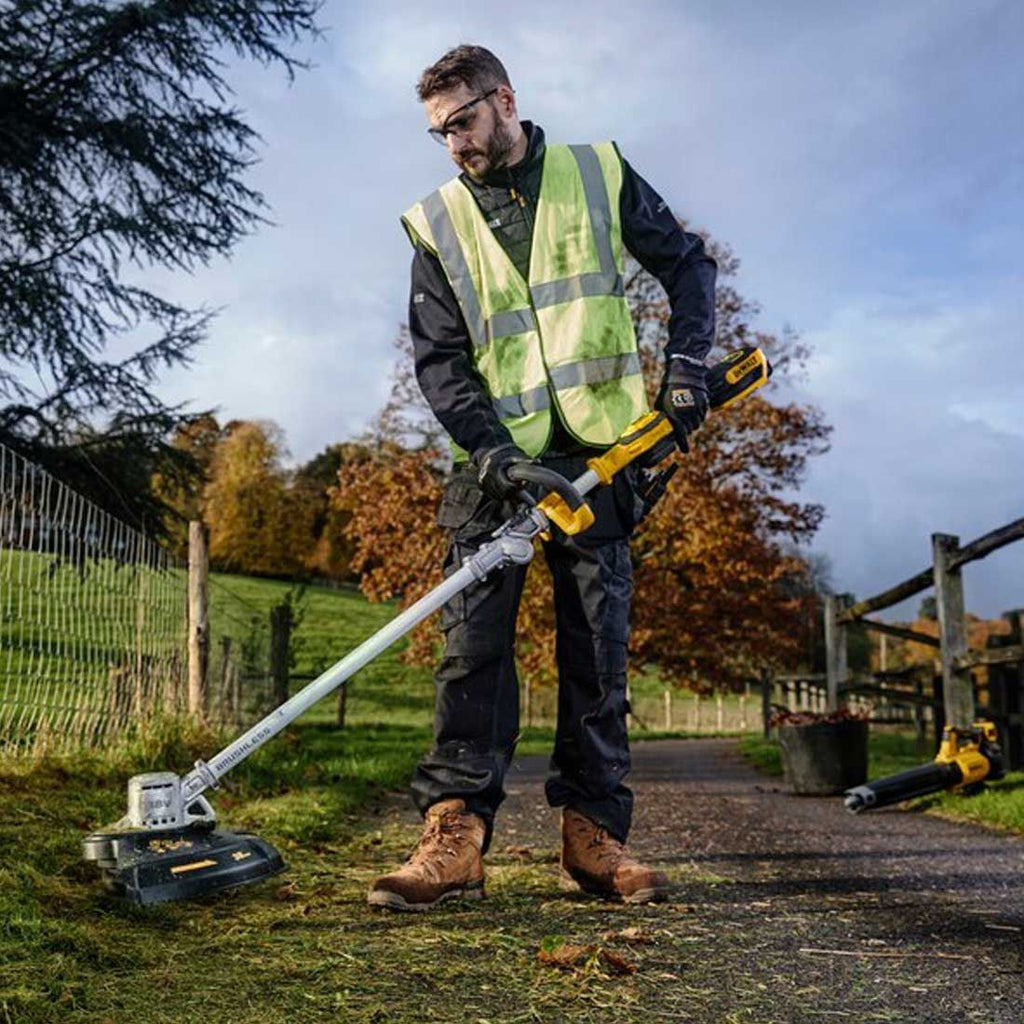 DeWalt DCMST561N-XJ 18v XR Akku Rasentrimmer ohne Akku und Ladegerät