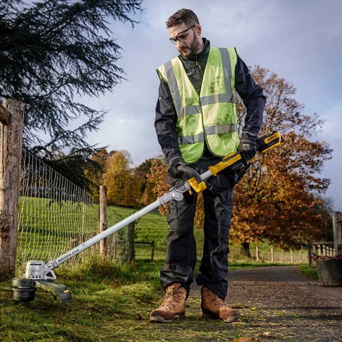 DeWalt DCMST561N-XJ 18v XR Akku Rasentrimmer ohne Akku und Ladegerät