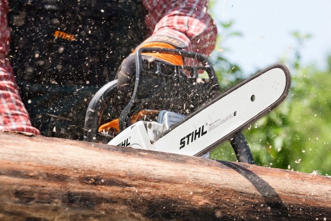 STIHL MS 231 C-BE Benzin-Motorsäge | 3/8″ PM3 Schneidgarnitur 35 cm