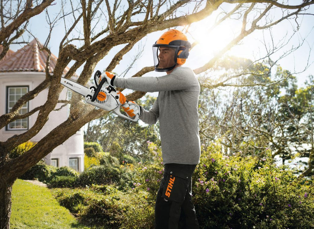 STIHL MS 151 C-E Benzin-Motorsäge | 1/4″ PM3 Schneidgarnitur 25 cm