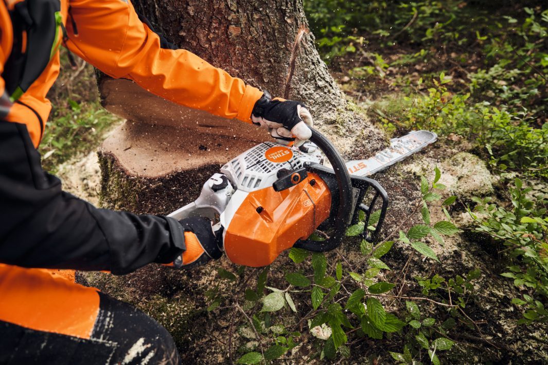STIHL MS 400 C-M VW Benzin-Motorsäge | 3/8″ RS Schneidgarnitur 45 cm